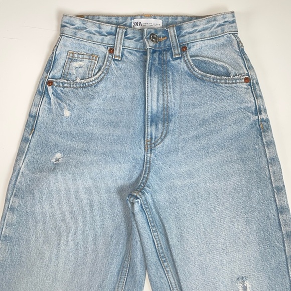 Zara Denim Lightwash High-Rise Frayed Ripped Jeans Bootcut Flare Distressed 0 - Picture 2 of 9